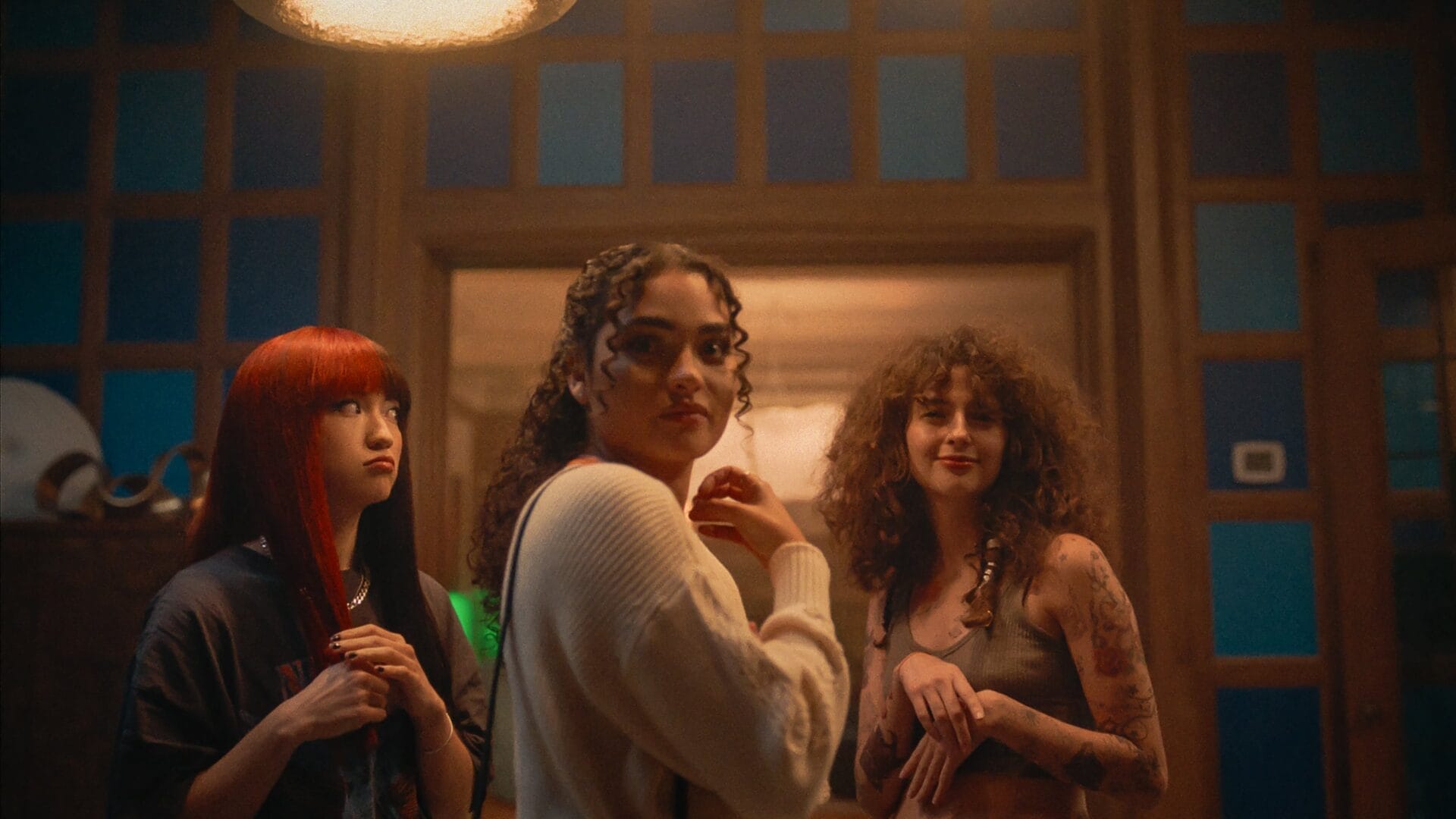 video-section-banner-image