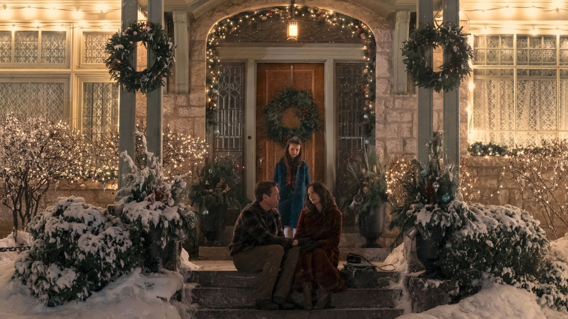 video-section-banner-image