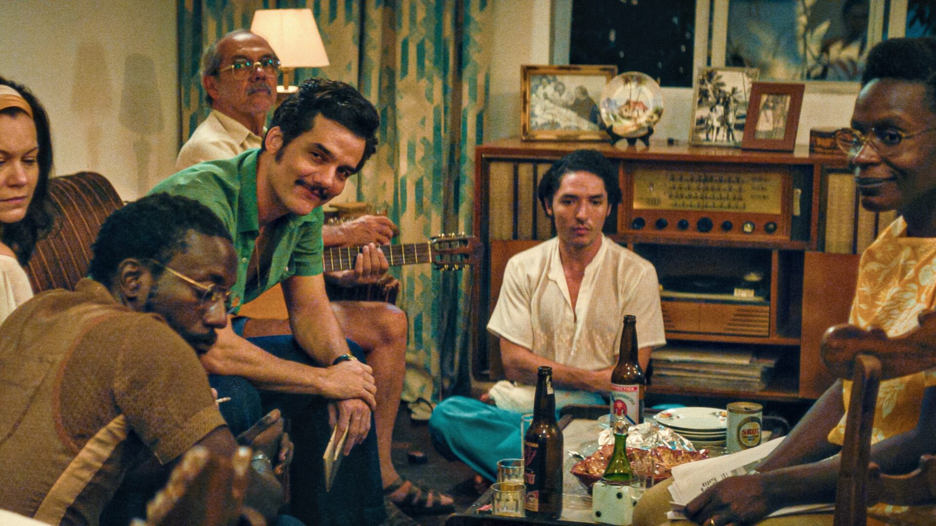 video-section-banner-image