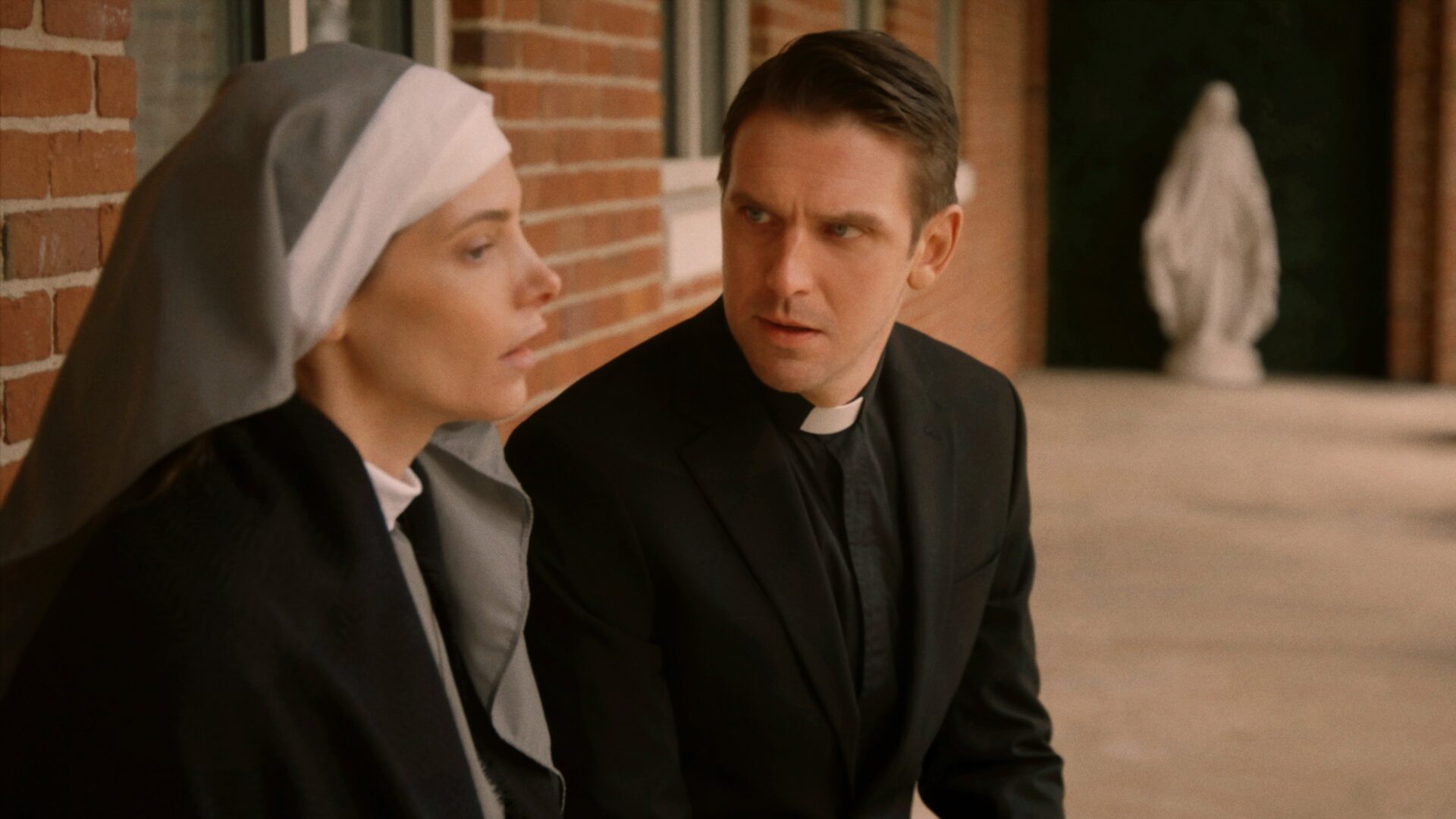 video-section-banner-image