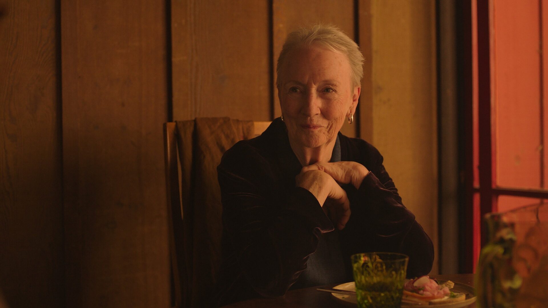 video-section-banner-image