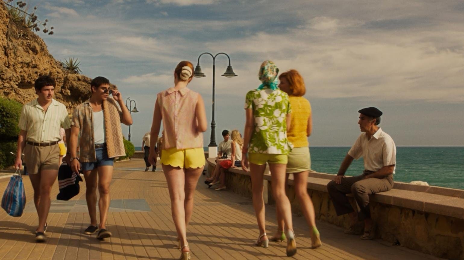 video-section-banner-image