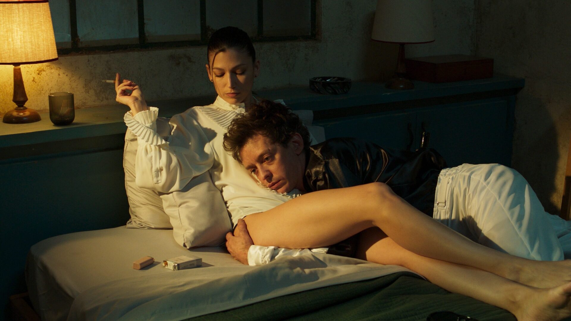 video-section-banner-image