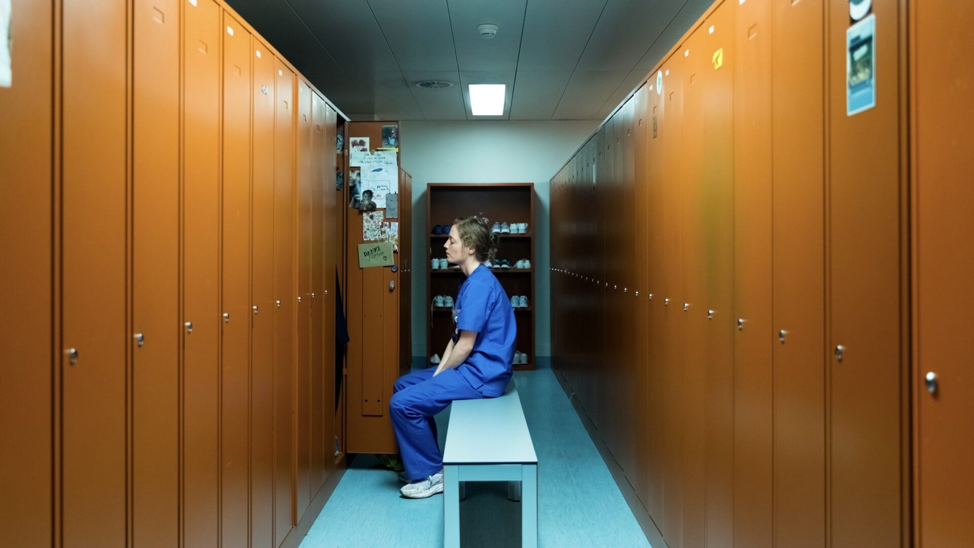 video-section-banner-image