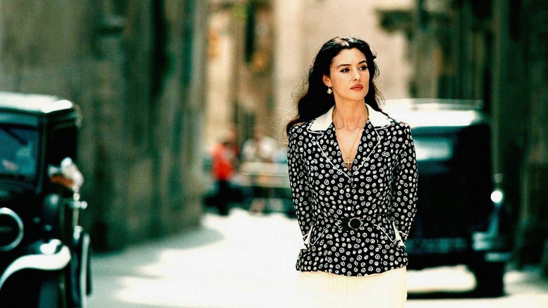 video-section-banner-image