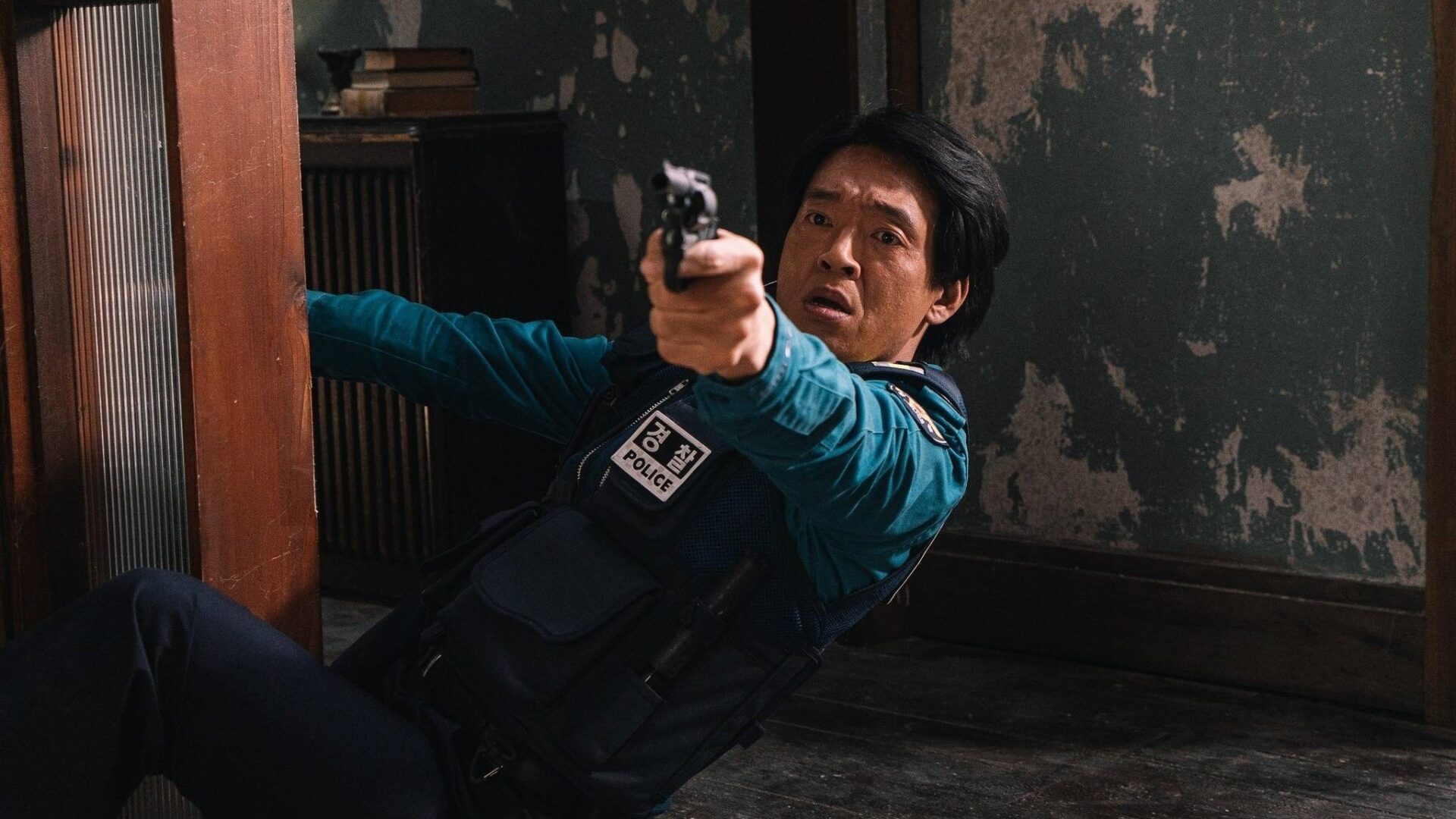 video-section-banner-image