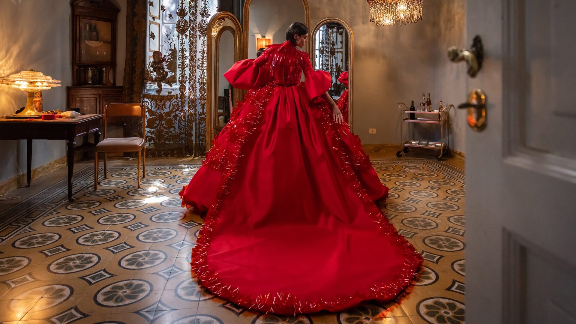 video-section-banner-image