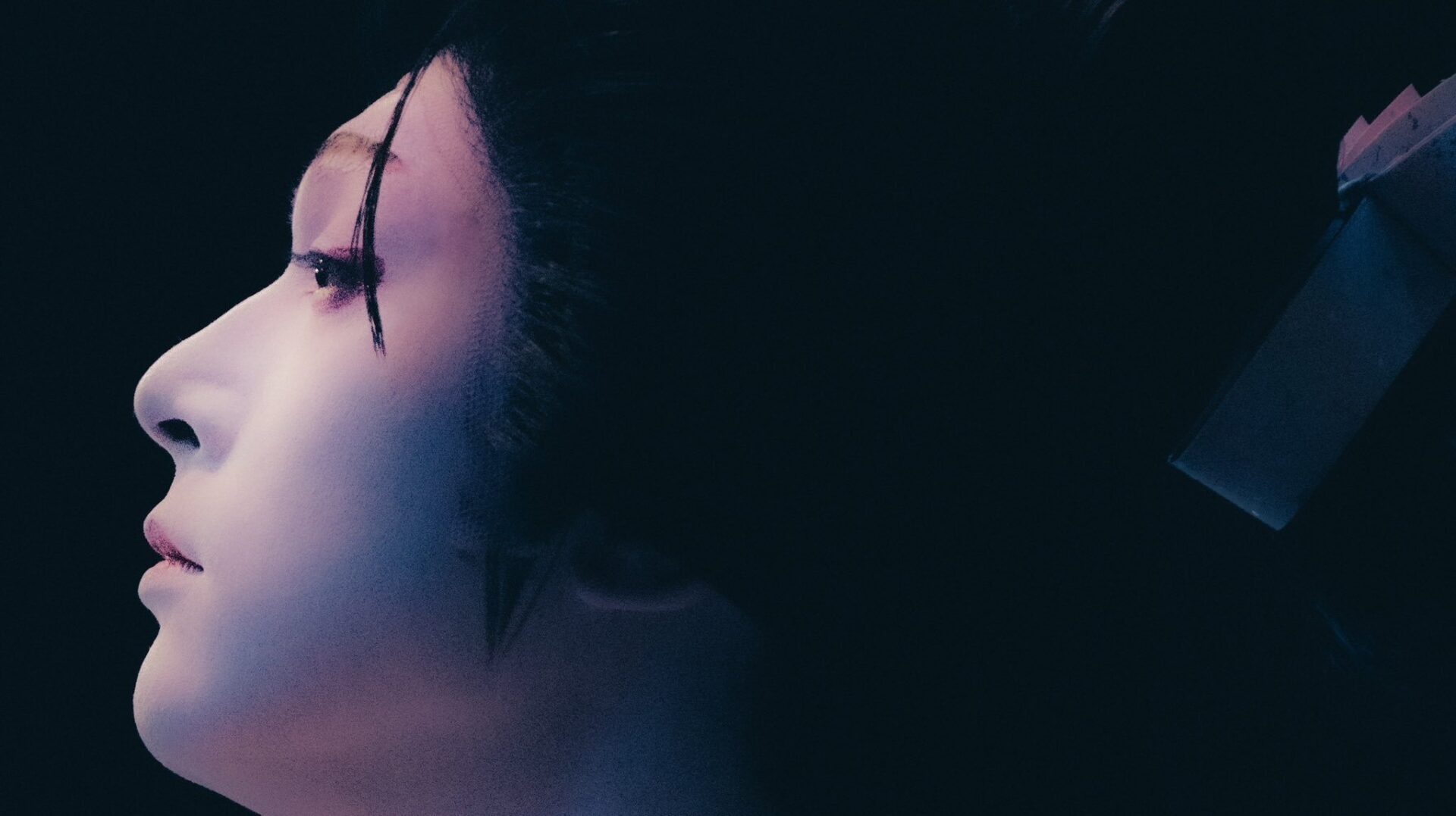 video-section-banner-image