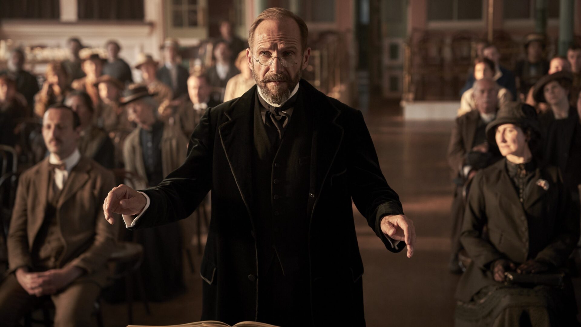 video-section-banner-image