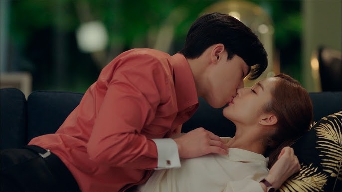 Which K-Drama Has the Most Kissing Scenes? 💋