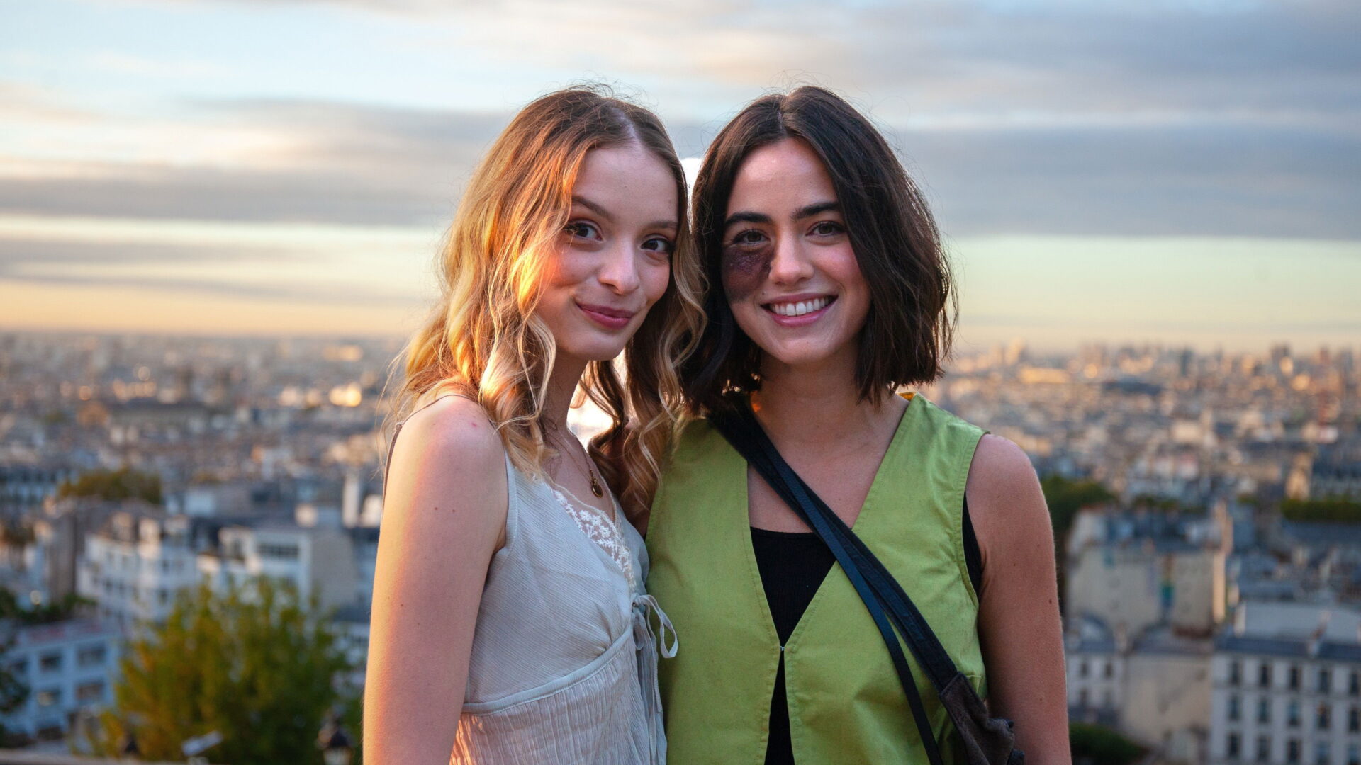 video-section-banner-image