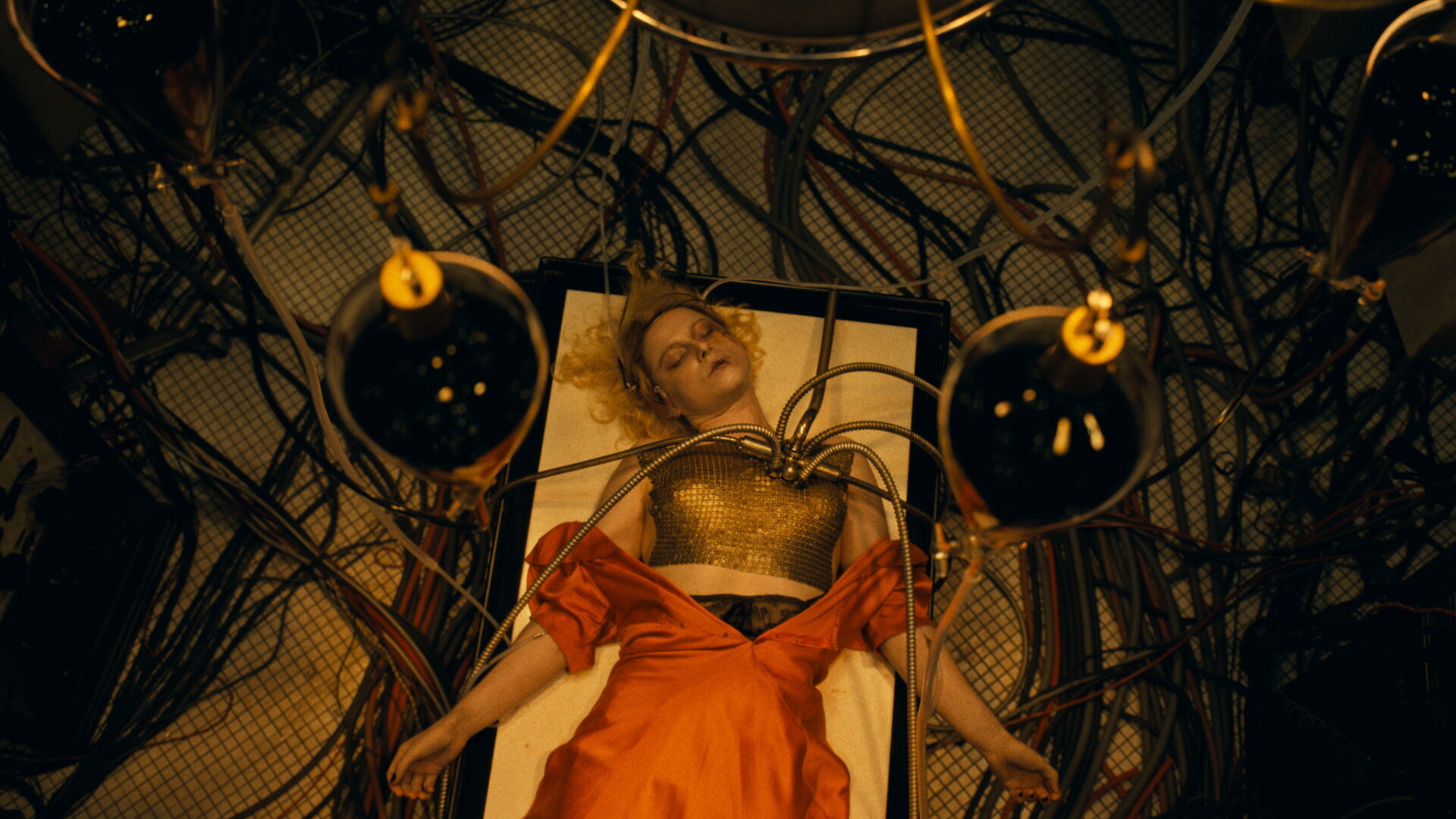 video-section-banner-image